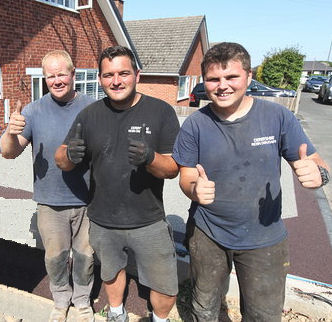 The Derbyshire Resin Driveways Team